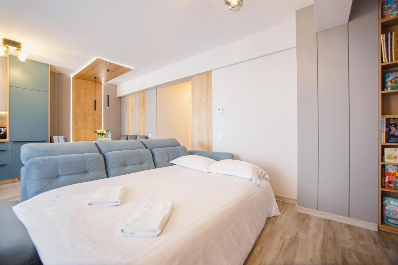 Appartement Charming Family Haven à Oradea Extérieur photo
