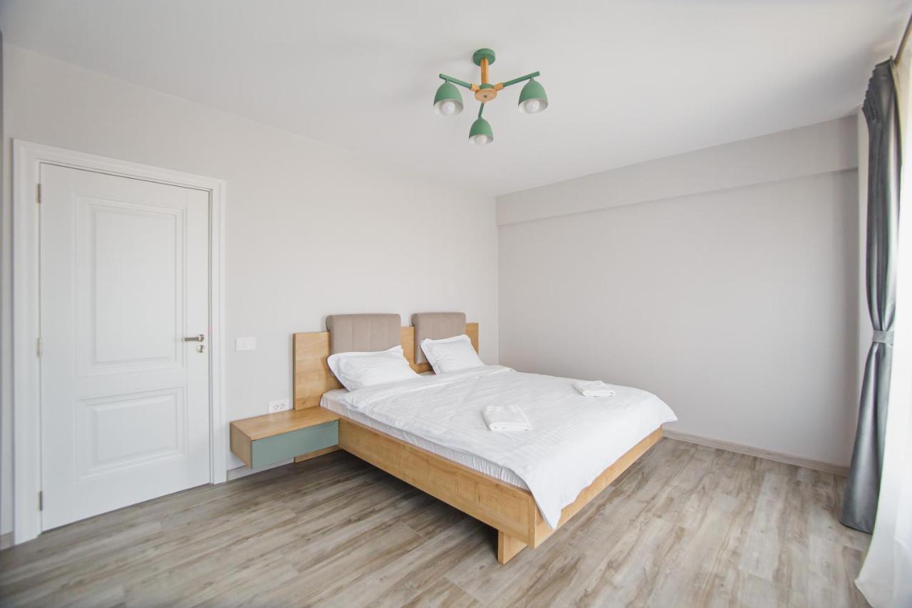 Appartement Charming Family Haven à Oradea Extérieur photo