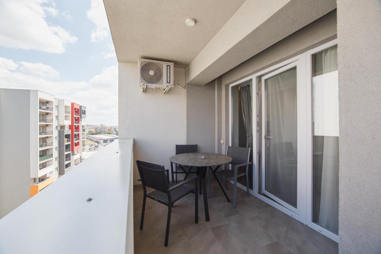 Appartement Charming Family Haven à Oradea Extérieur photo