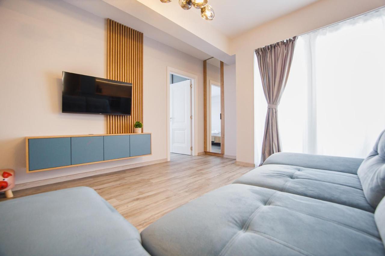 Appartement Charming Family Haven à Oradea Extérieur photo
