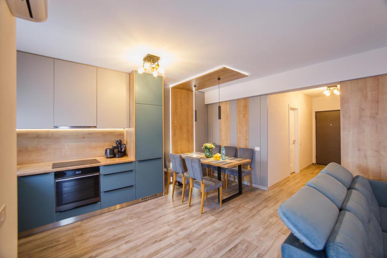 Appartement Charming Family Haven à Oradea Extérieur photo